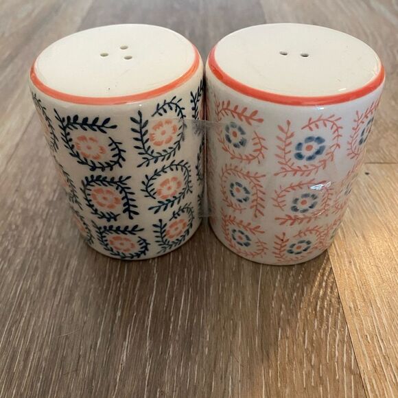 Threshold Ceramic Salt and Pepper Shaker Set - Picture 1 of 5